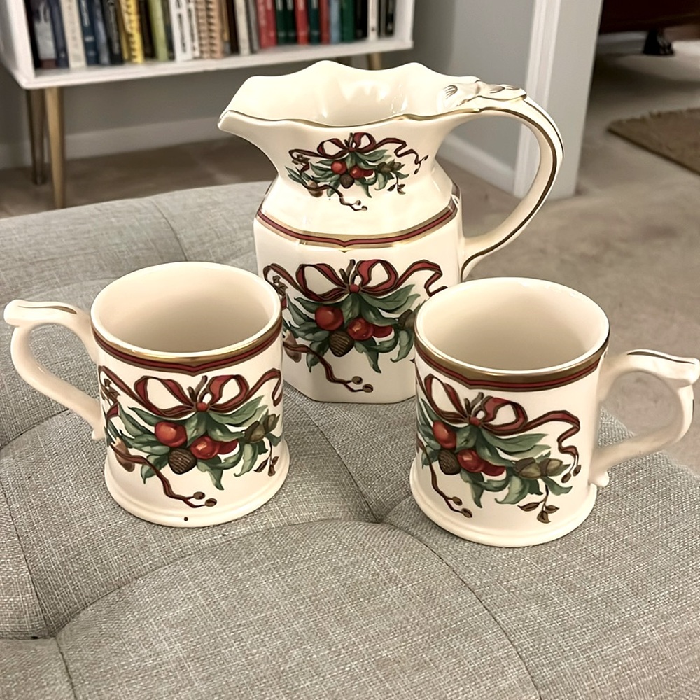 Tiffany Holiday Garland China